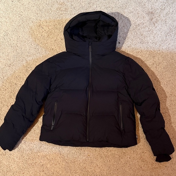 Aritzia Jackets & Blazers - The Super Puff 2.0 Black Jacket